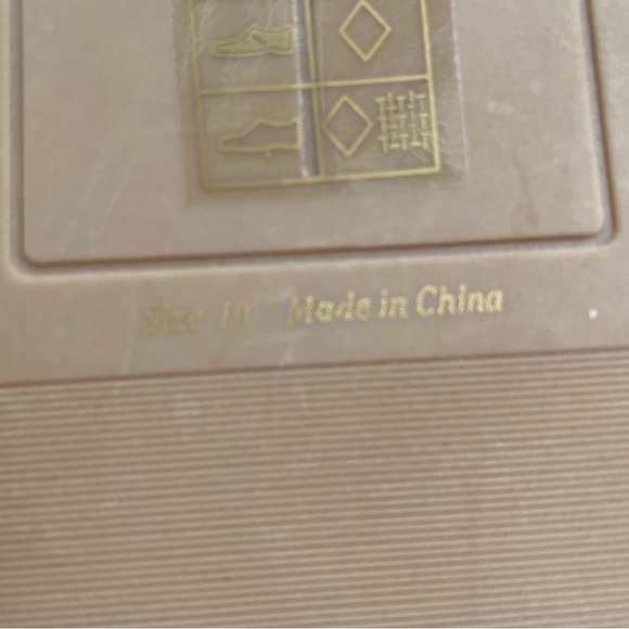 Dolce Vita Studded Kole Gladiator Sandals - Picture 6 of 10